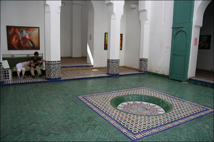 2380-museo_di_marrakech.jpg