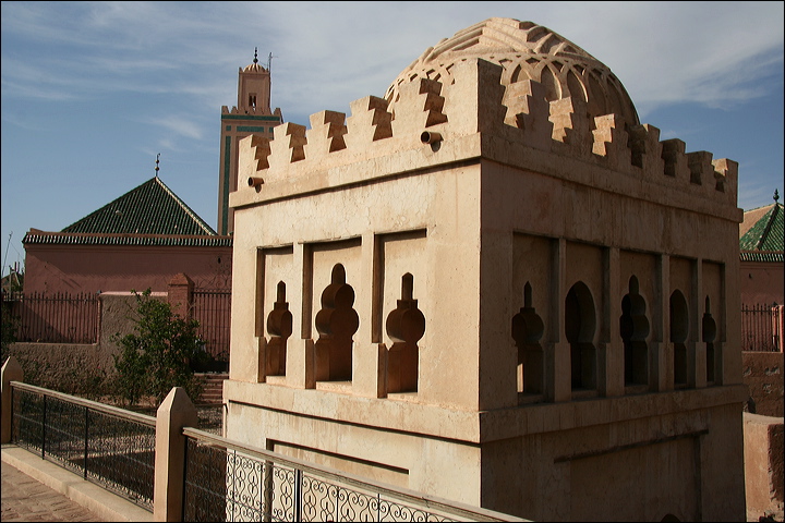 2467-marrakech-koubba_ba_adiyn.jpg